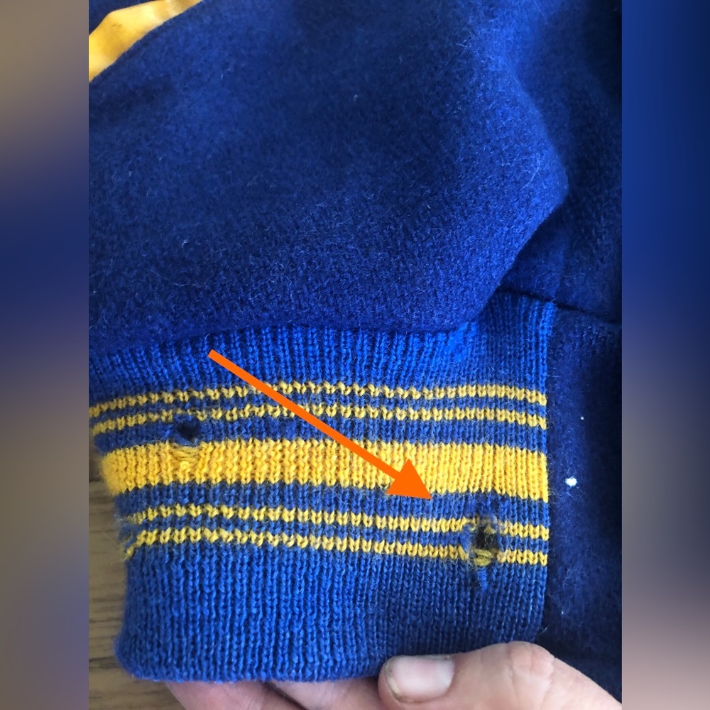 Fab Knit Holts Sporting Goods Varsity Bomber Jacket Sz 40 Yellow Blue H Milby - Picture 3 of 13